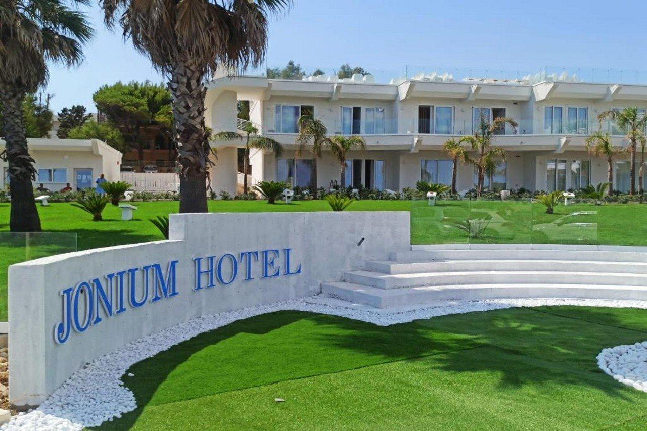 Jonium Hotel - Amazing Sea View And Swimming Pool Pulsano Eksteriør bilde