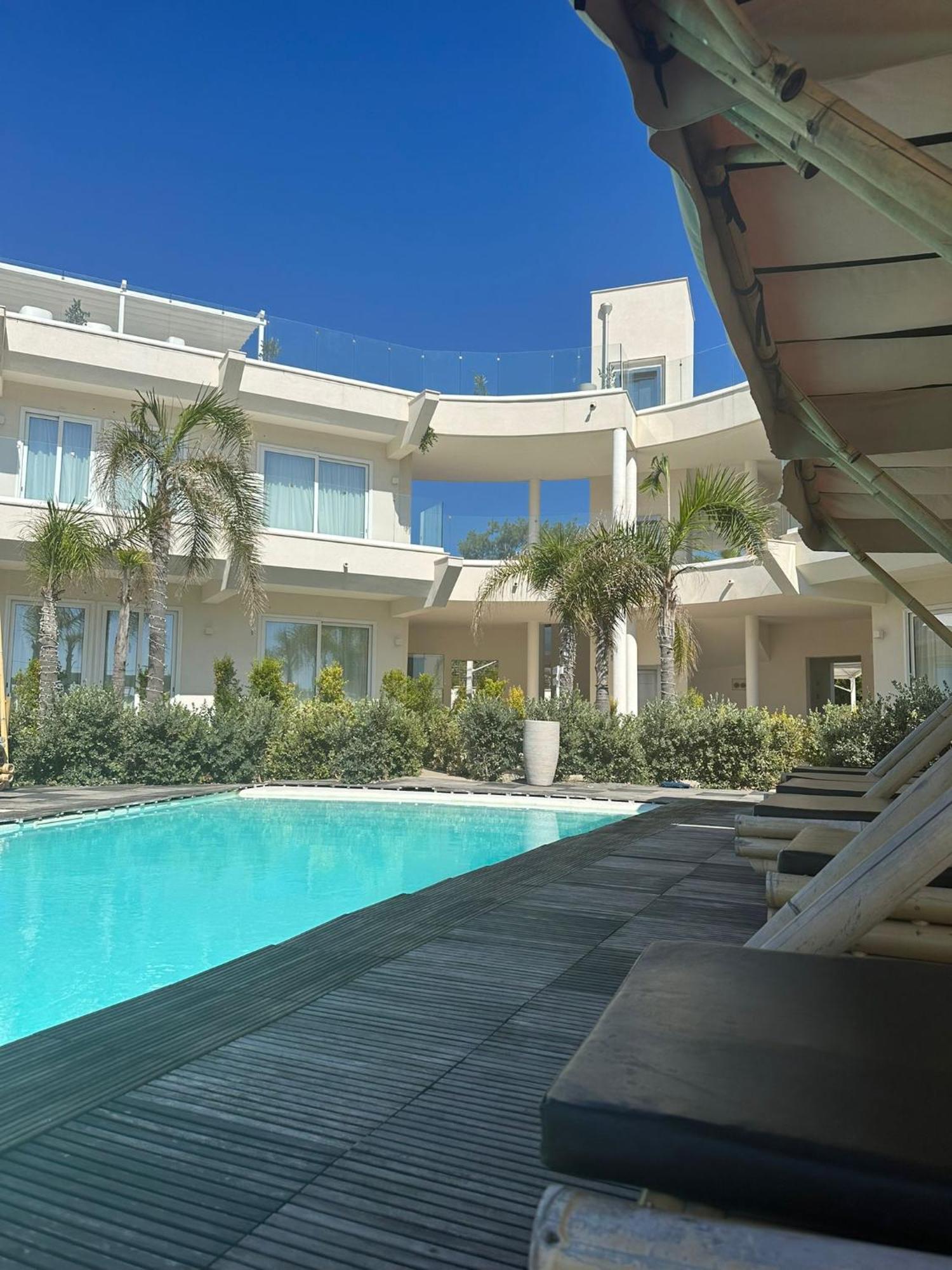 Jonium Hotel - Amazing Sea View And Swimming Pool Pulsano Eksteriør bilde